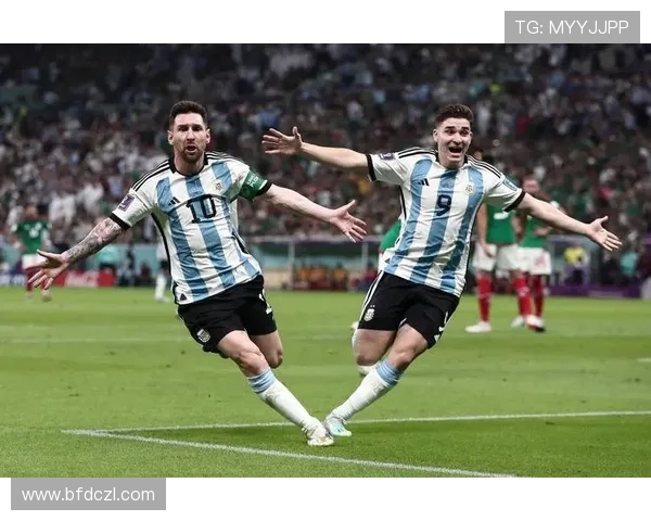 三个交手过的最强后卫?阿尔瓦雷斯:范戴克、罗梅罗和利马 三个交手过的最强后卫?阿尔瓦雷斯:范戴克、罗梅罗和利马